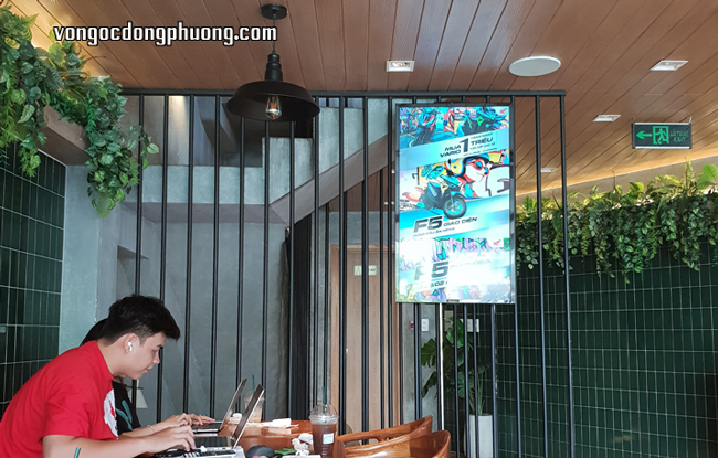 Nội dung nào phù hợp với quảng cáo màn hình LCD?